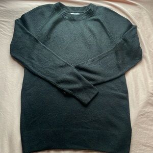 Amazon Essentials M Black Crew Neck Sweater